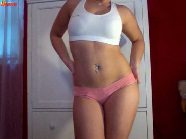 amateur-mostrando-rico-culo-13