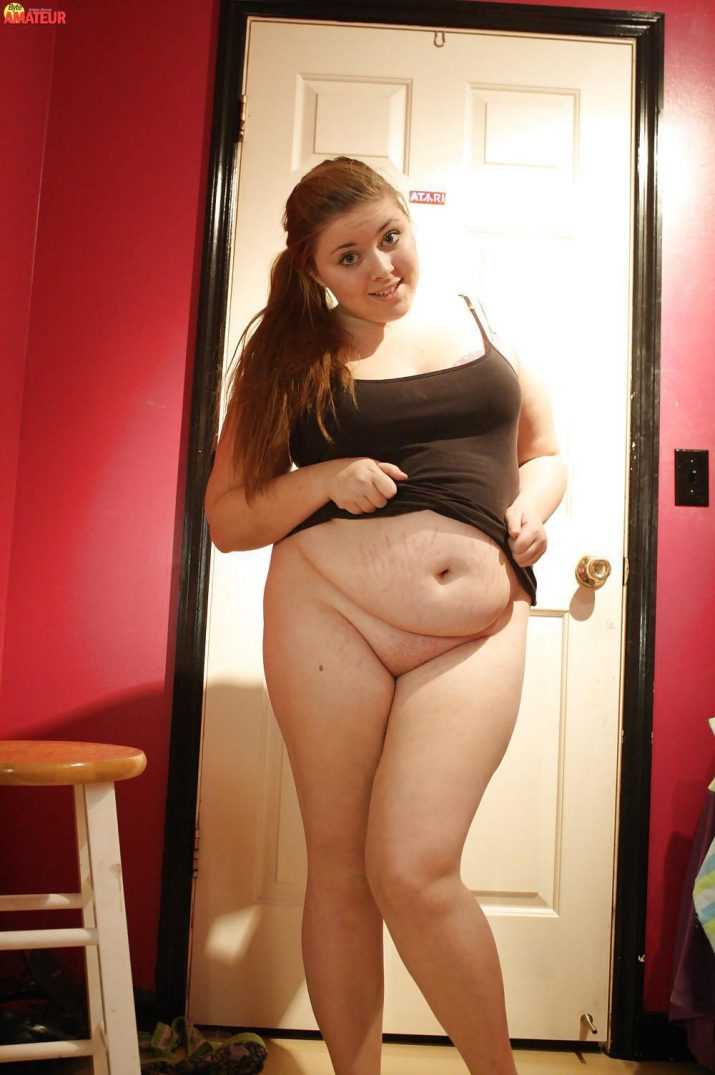 rubia-gordita-desnuda-10