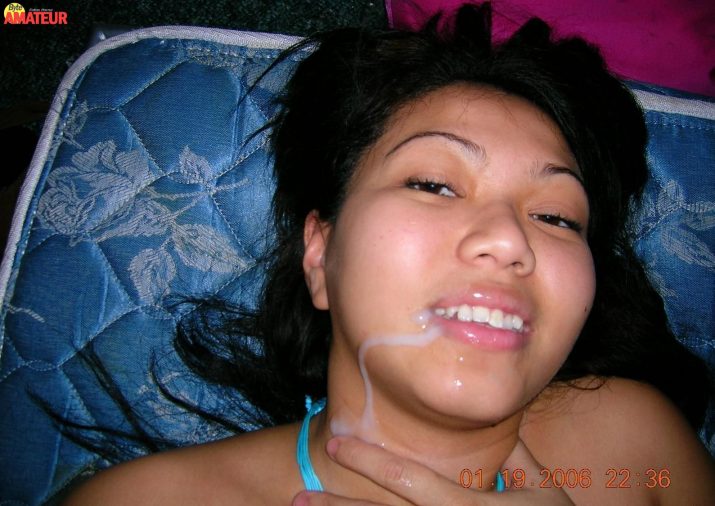 dos-putas-latinas-follando-un-gringo-25