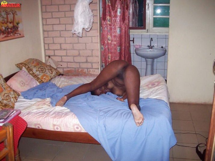 morena-amateur-desnuda-18