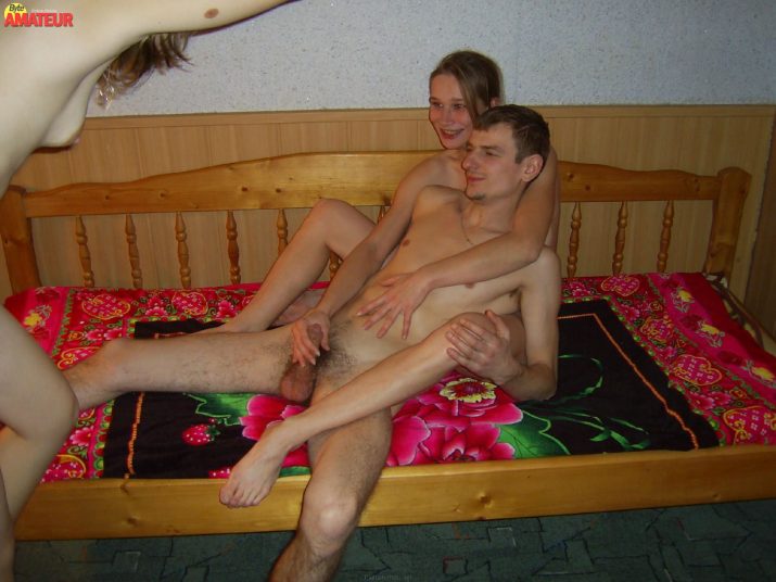 trio-amateur-con-dos-hermanas-62