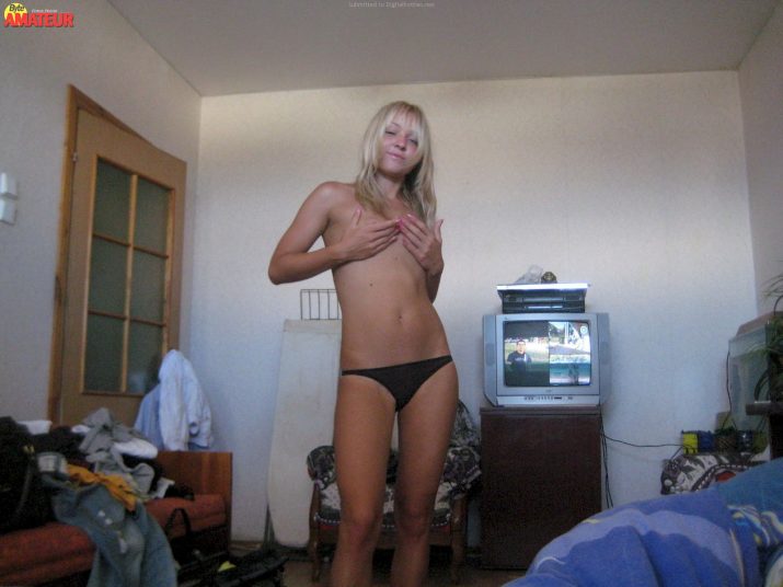 adorable-rubia-desnuda-3