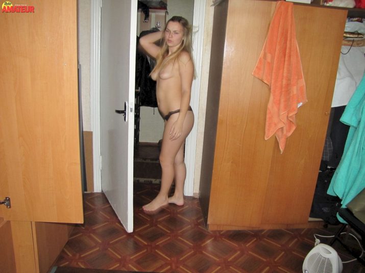 chaparrita-rubia-desnuda-25