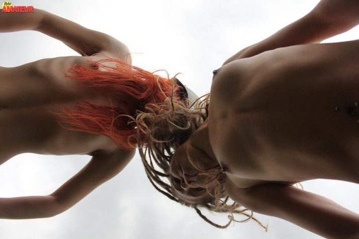 chicas-desnudas-en-concierto-de-rock-14