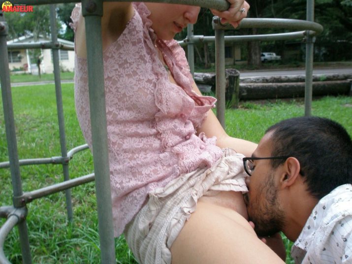 vieja-de-rico-culo-se-le-perdio-la-camara-64