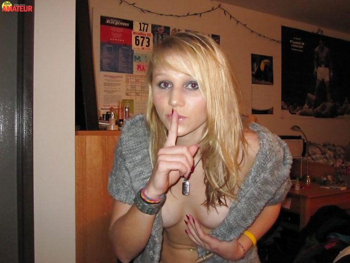 rubia-preciosa-desnuda-42