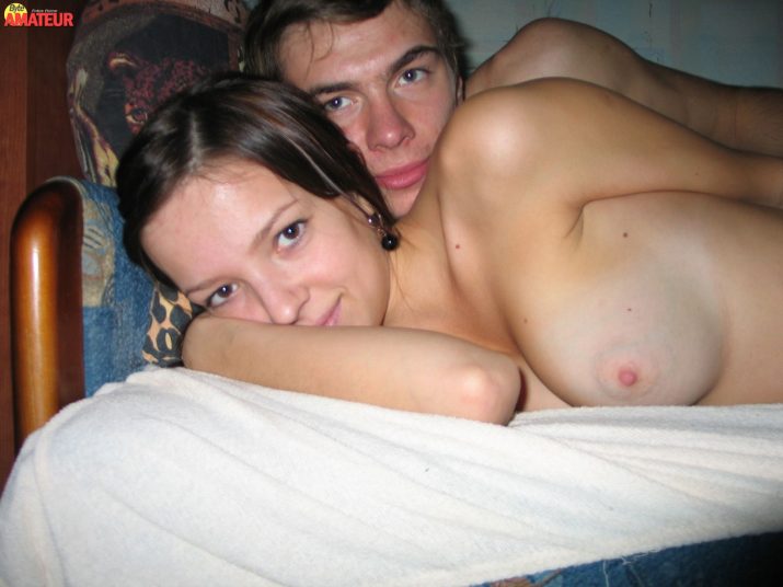 Amateur en lenceria y cogiendo (8)