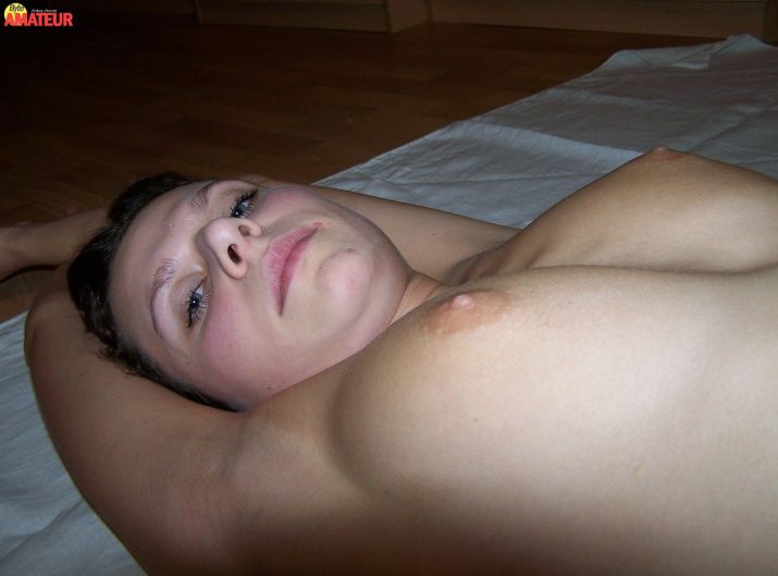 Ardiente amateur desnuda (77)