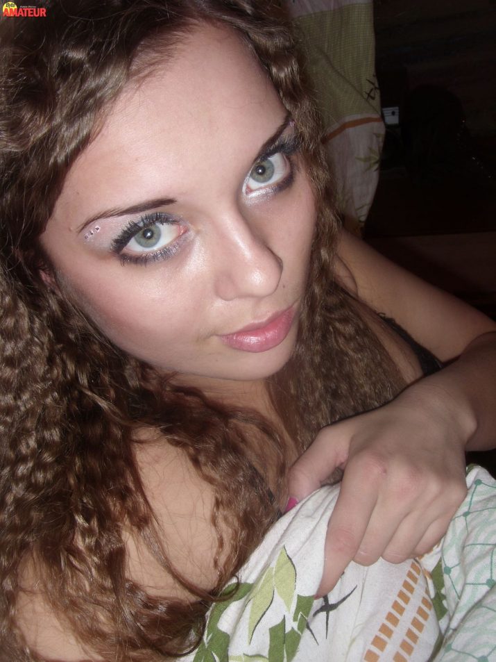 Ardiente rubia desnuda (10)