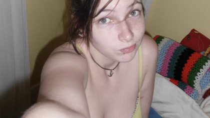Tetona con rico coño se hace unos selfie porno