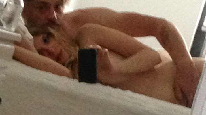 Elizabeth Olsen pack de fotos de la famosa desnuda