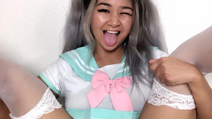 Asiática amateur de Reddit mostrando su rico chocho